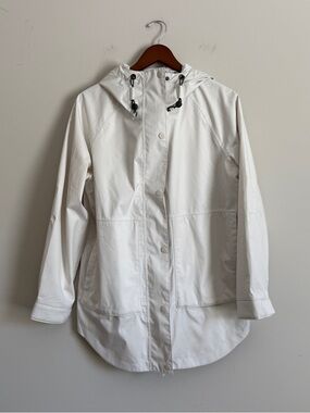 Quince Women XS Weatherproof Oversized Rain Jacket White Outerwear Minimalist